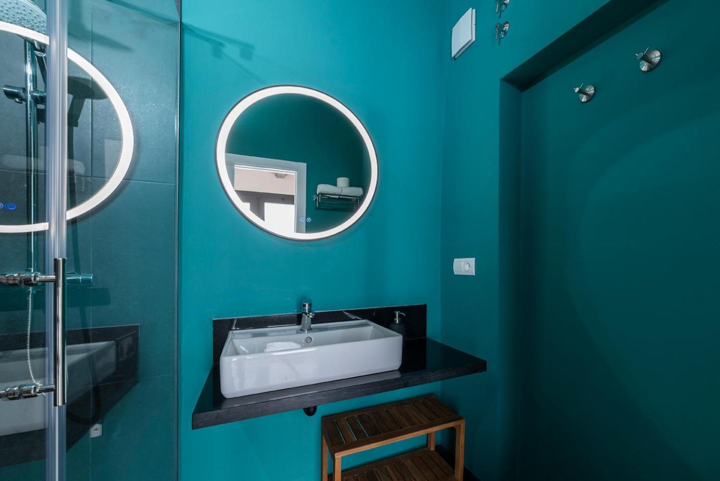 Slow Salvador Apartment Seville