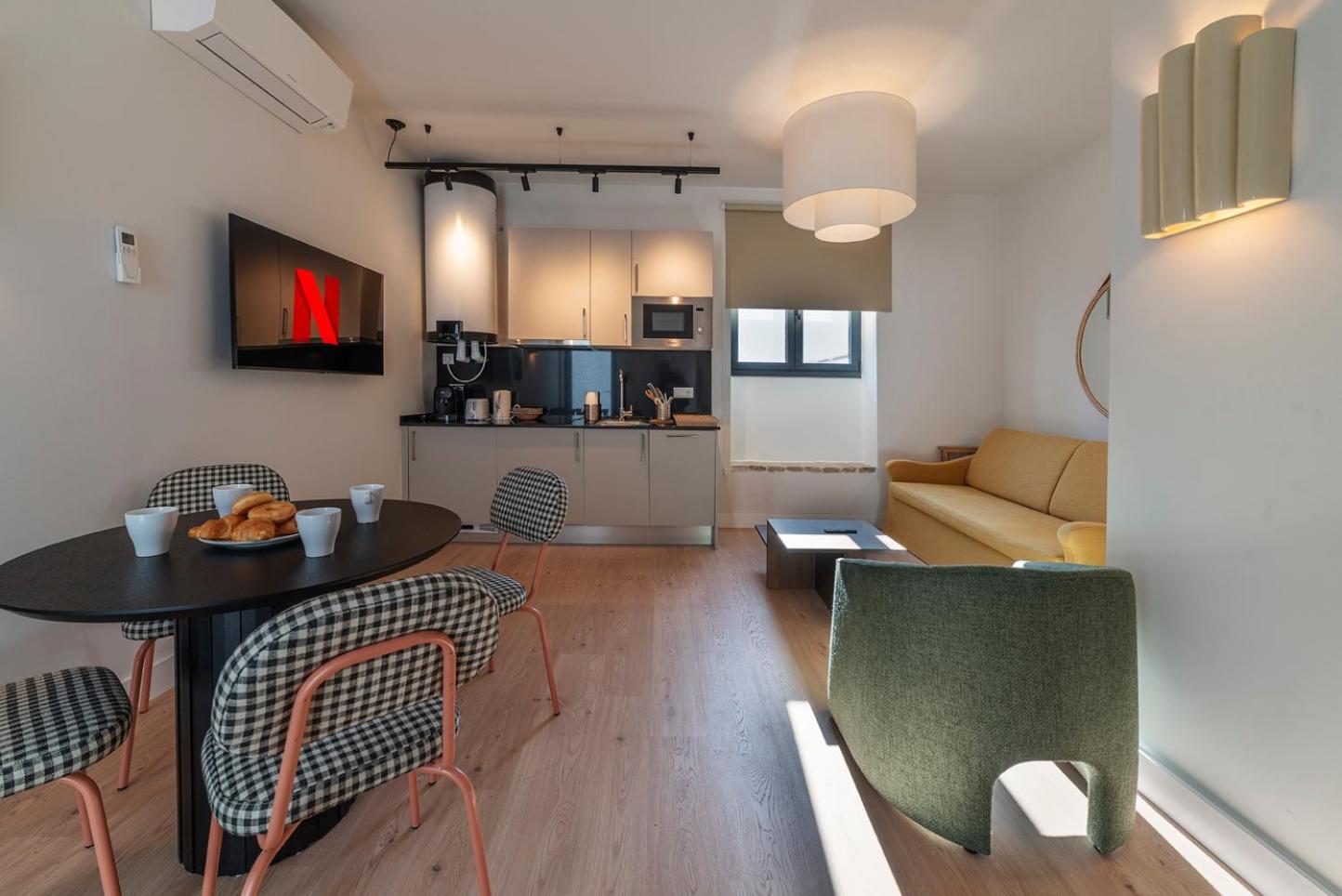 Slow Salvador Apartment Seville